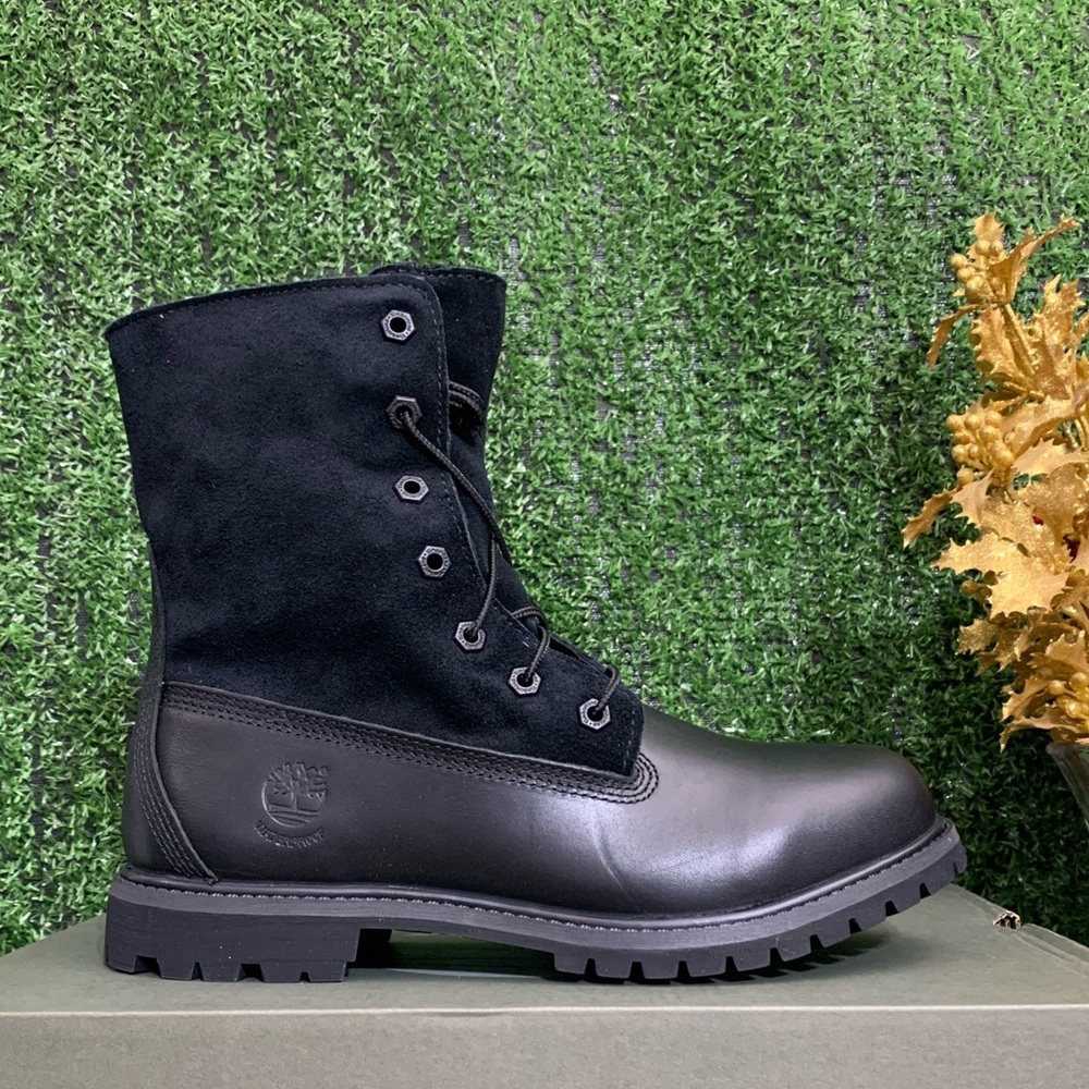 TIMBERLAND WOMEN'S TIMBERLAND AUTHENTICS WP FOLD-DOWN BOOT - Picture 7 of 11